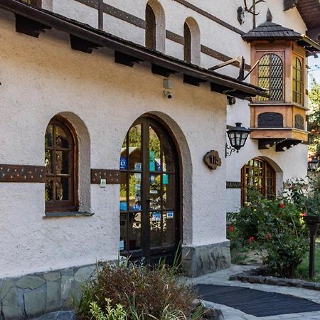 Hosteria La Posta Del Cazador San Martin de los Andes Ngoại thất bức ảnh
