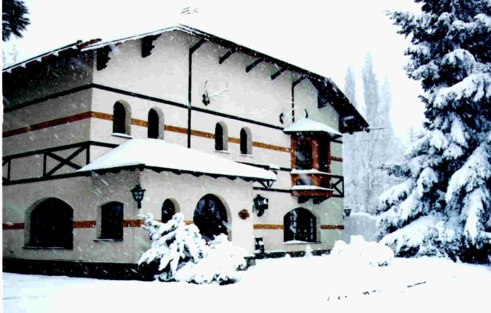 Hosteria La Posta Del Cazador San Martin de los Andes Ngoại thất bức ảnh