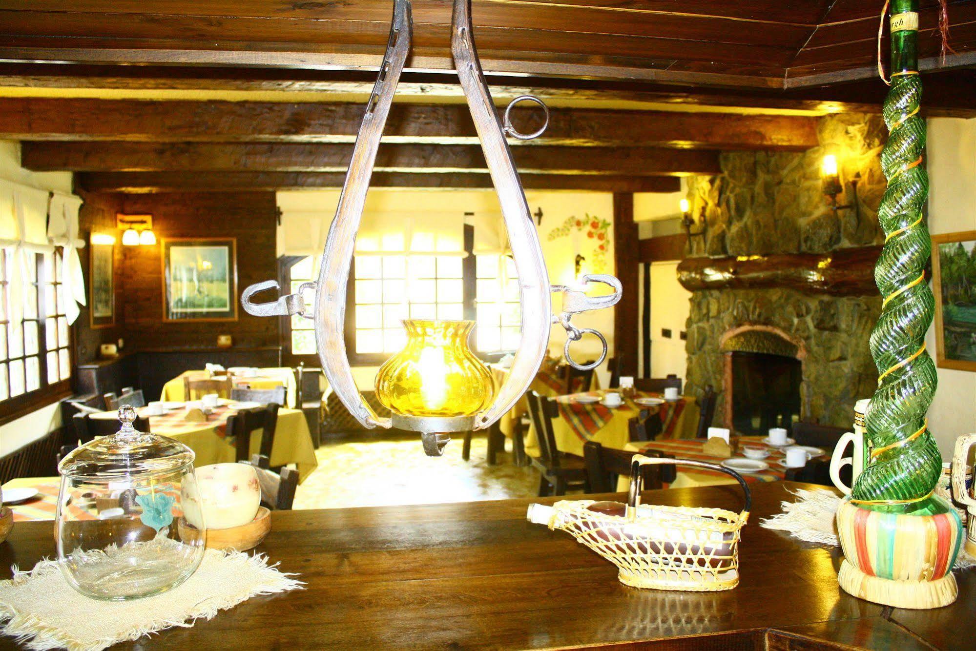 Hosteria La Posta Del Cazador San Martin de los Andes Ngoại thất bức ảnh