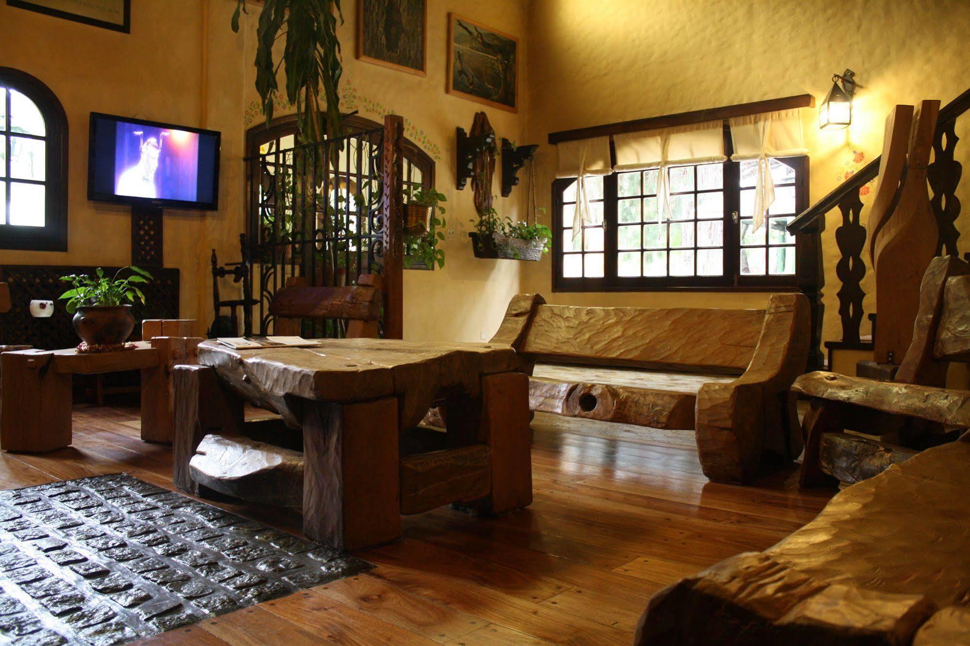 Hosteria La Posta Del Cazador San Martin de los Andes Ngoại thất bức ảnh