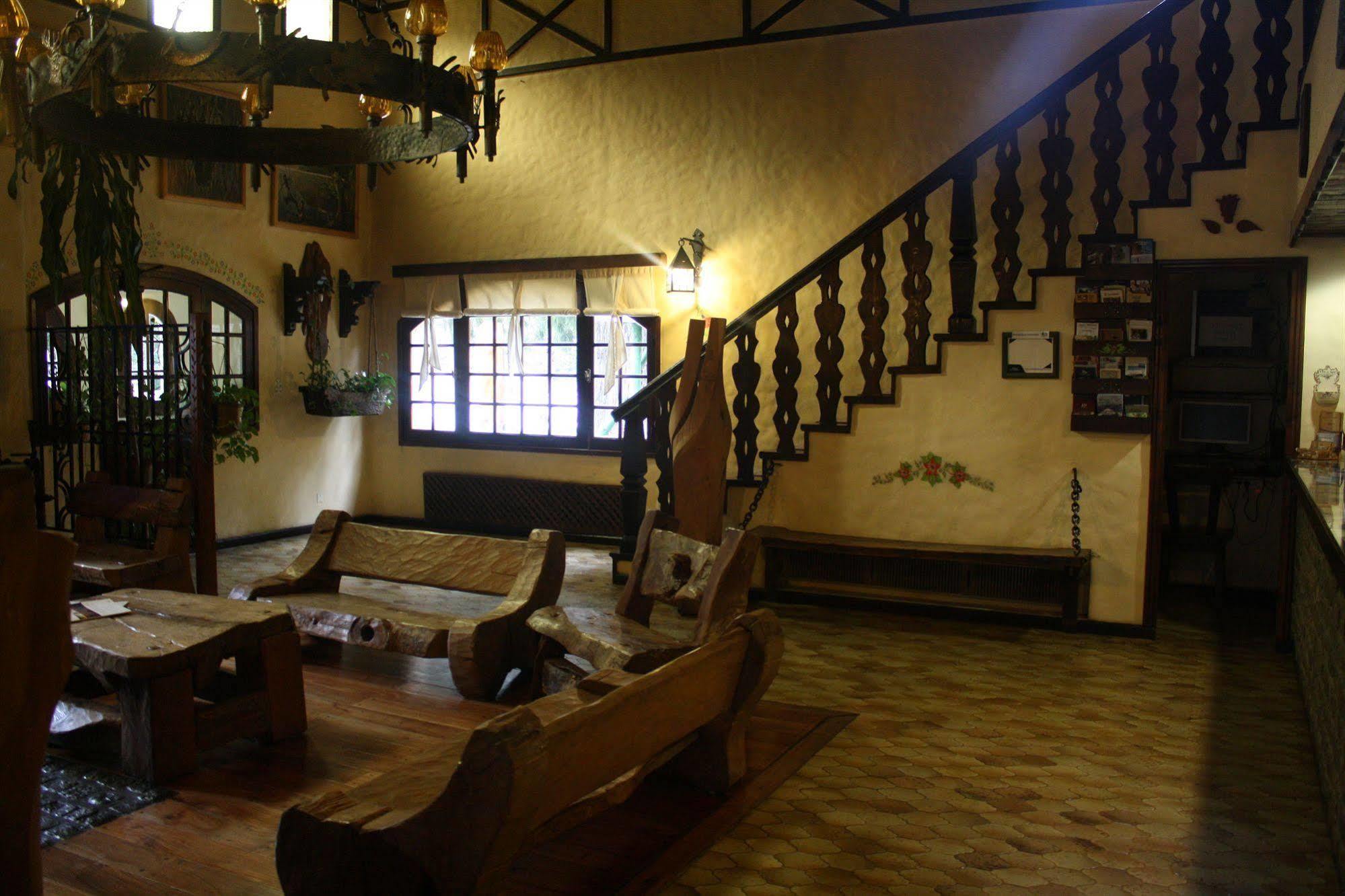Hosteria La Posta Del Cazador San Martin de los Andes Ngoại thất bức ảnh
